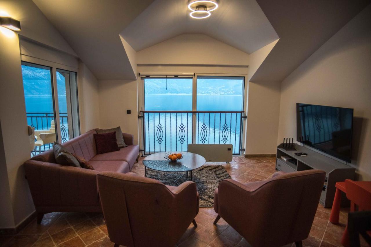 Donja Kostanjica Modern Waterfront 3-Bed Apartment מראה חיצוני תמונה